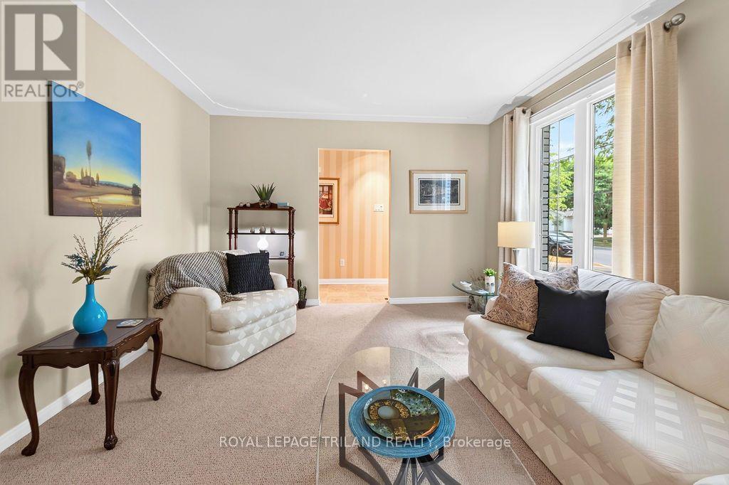 1 MILFORD CRESCENT - 6