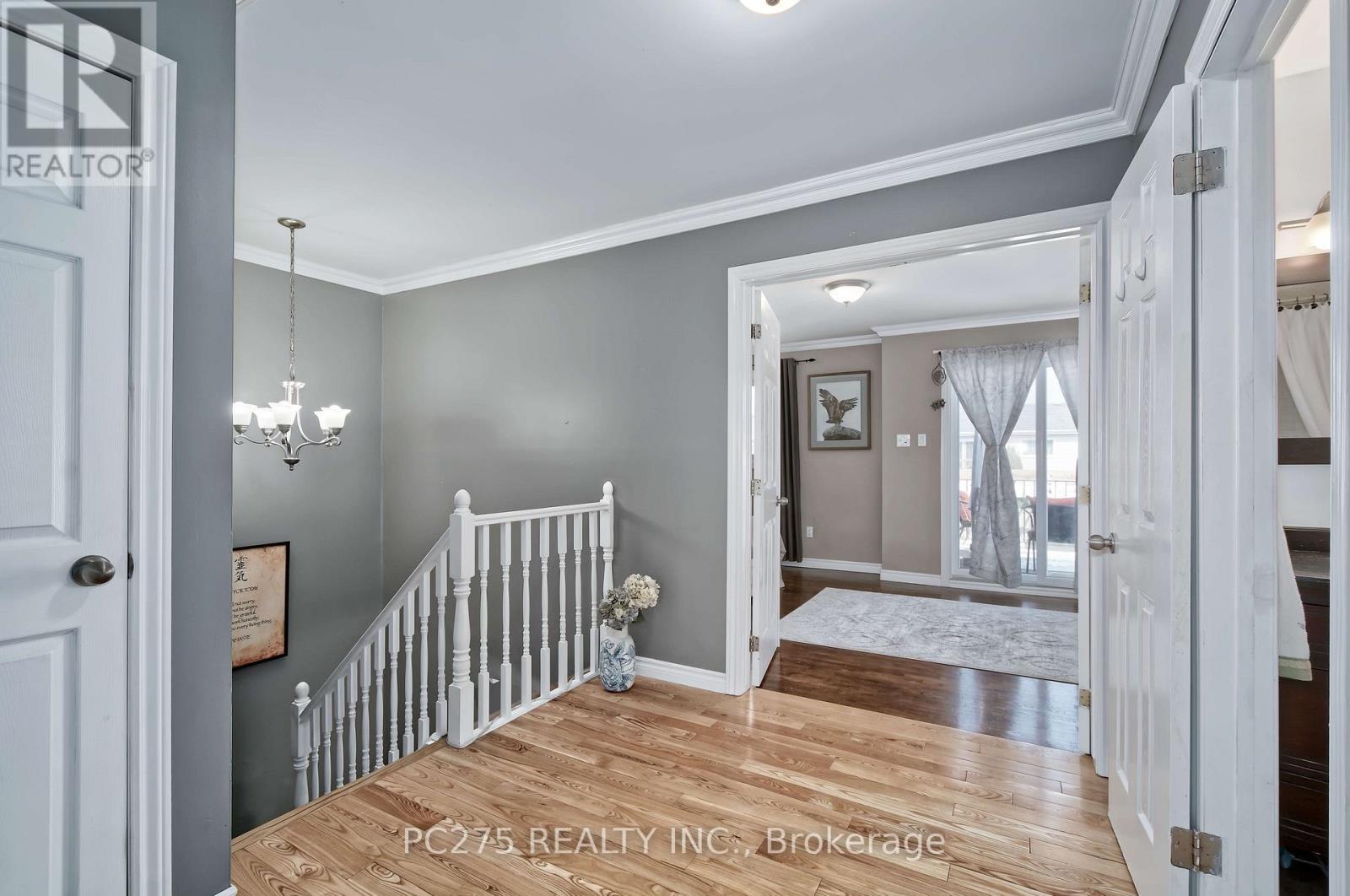 #15 669 OSGOODE DRIVE - 17