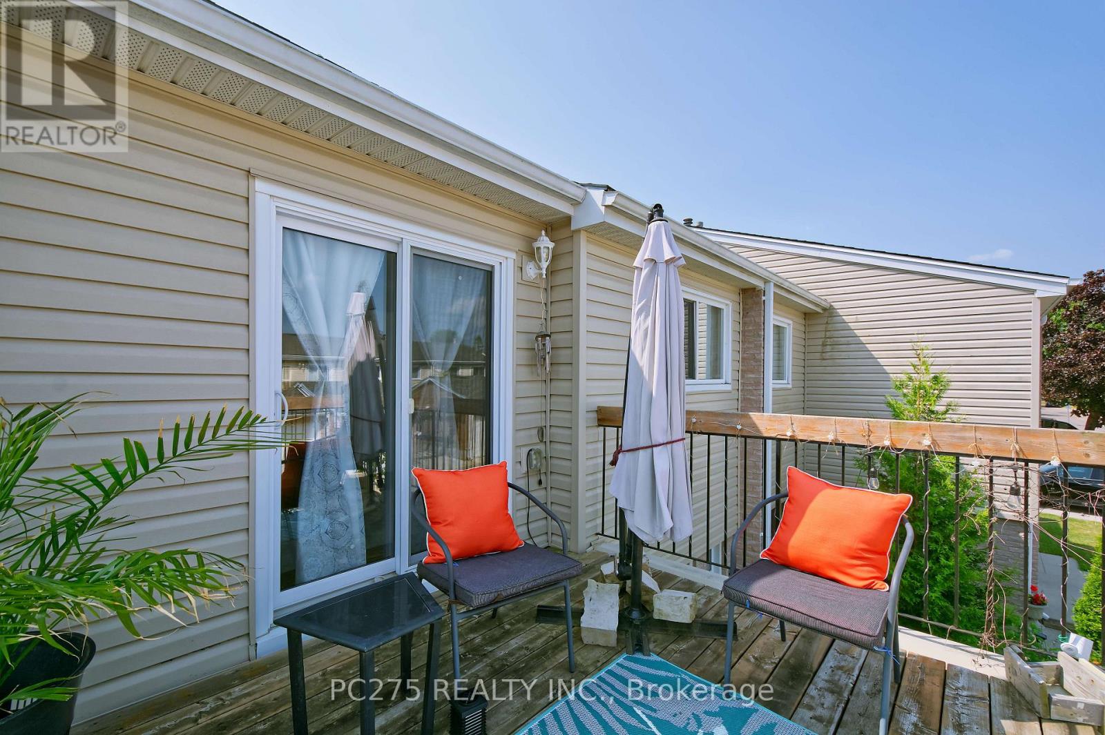 #15 669 OSGOODE DRIVE - 22