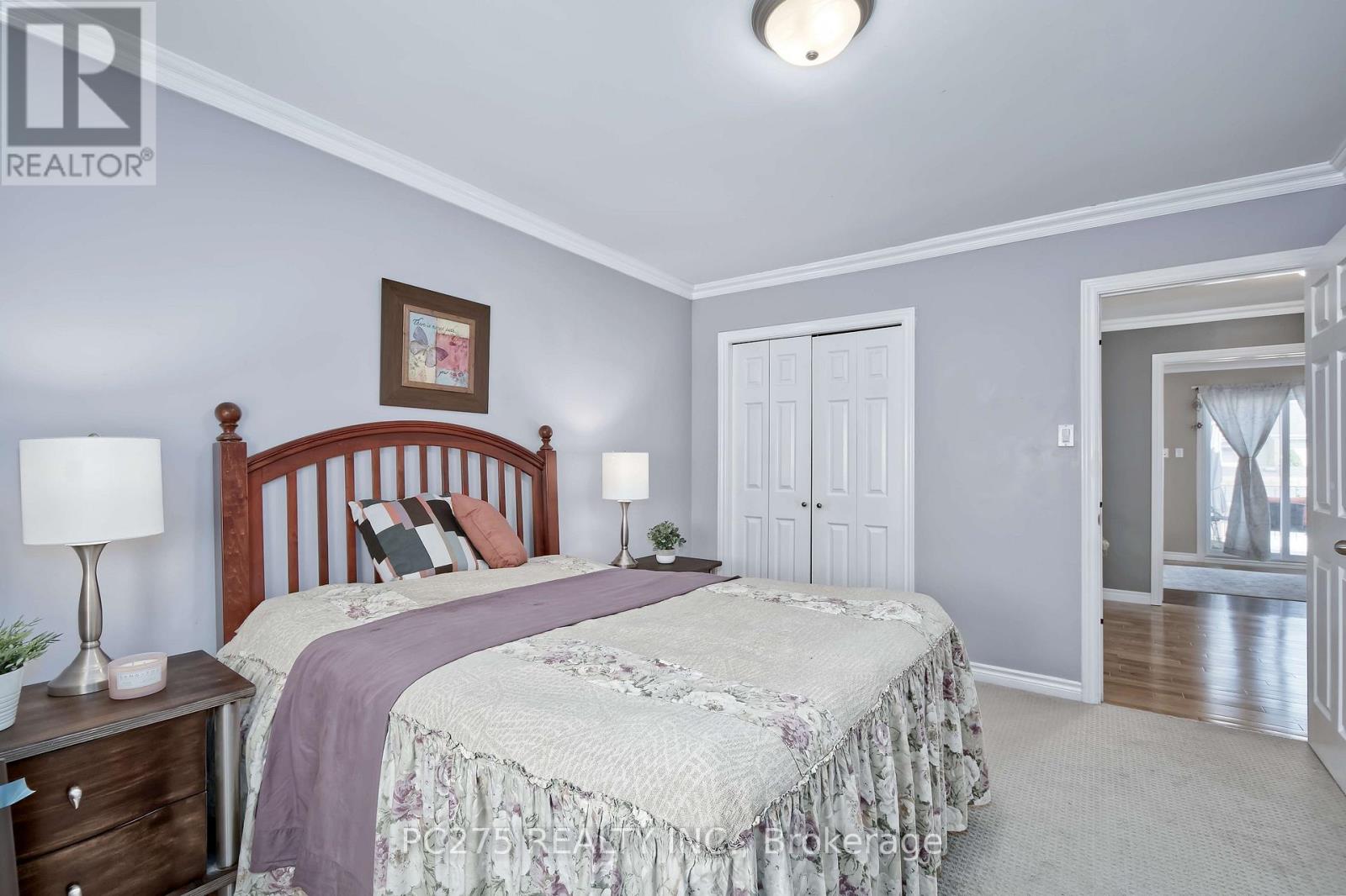 #15 669 OSGOODE DRIVE - 24