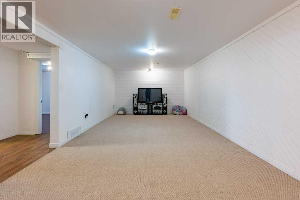 2898 Dunmore Road SE - Image 30