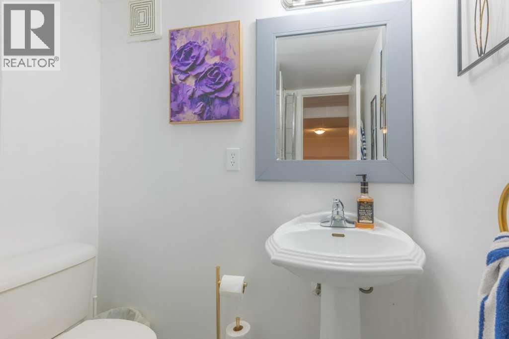 2898 Dunmore Road SE - Image 35