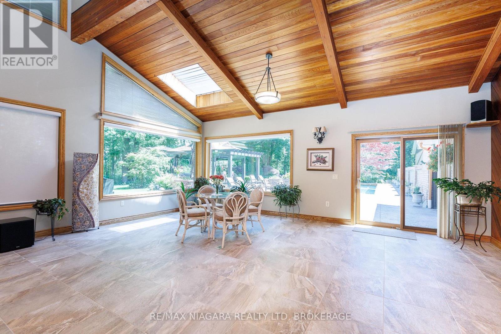 2187 MILLER ROAD - 11