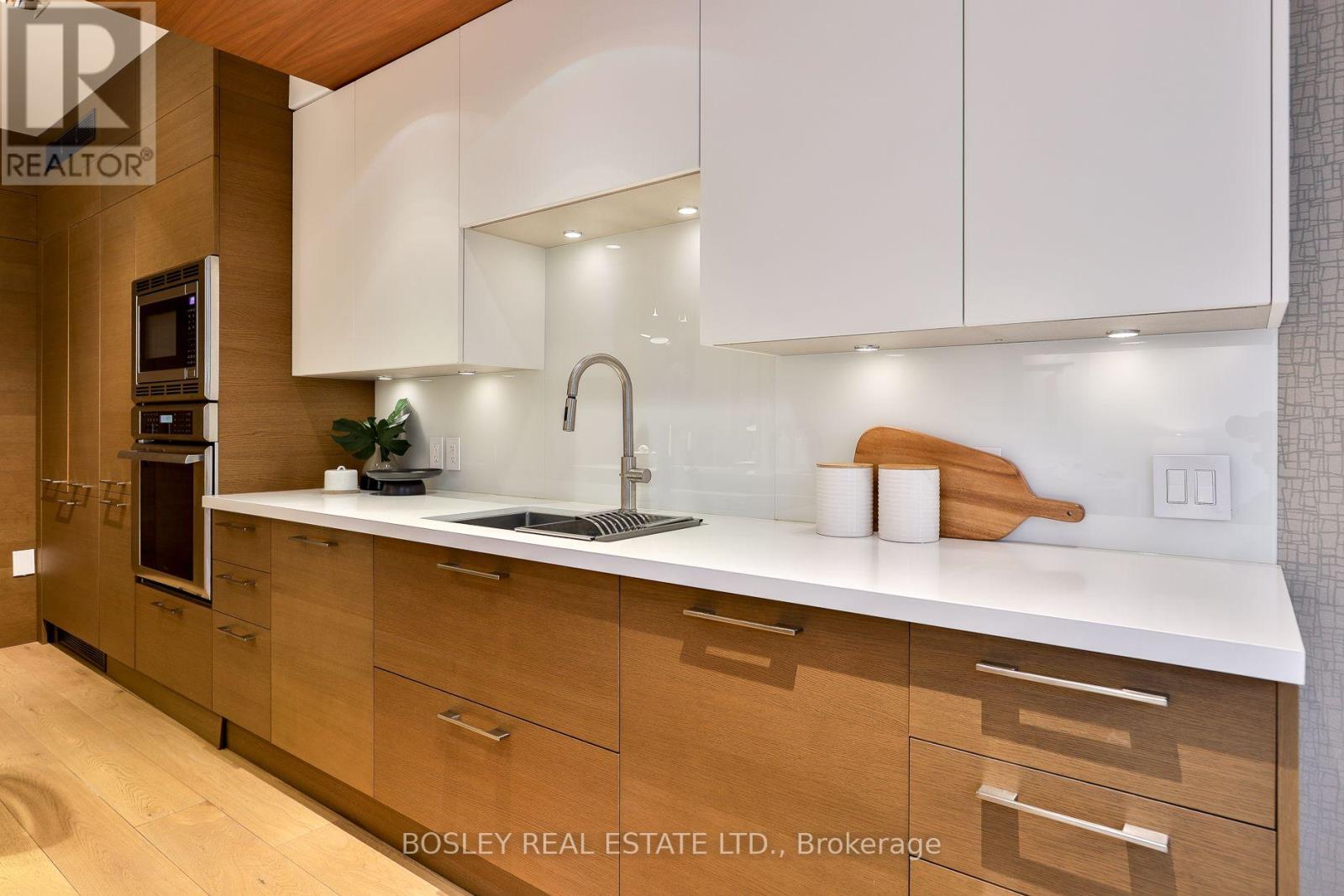 #107 40 OAKLANDS AVENUE - 12