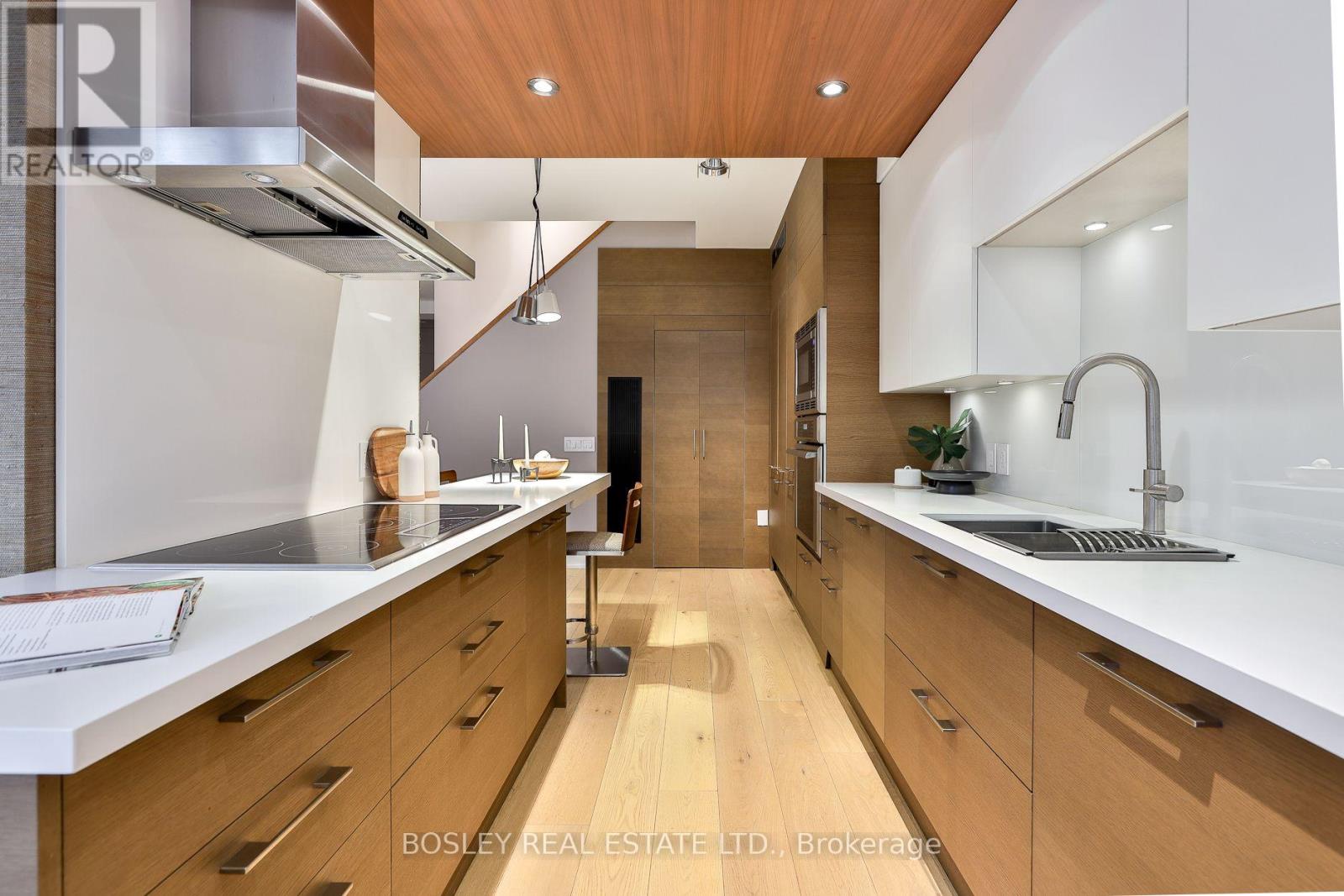 #107 40 OAKLANDS AVENUE - 16