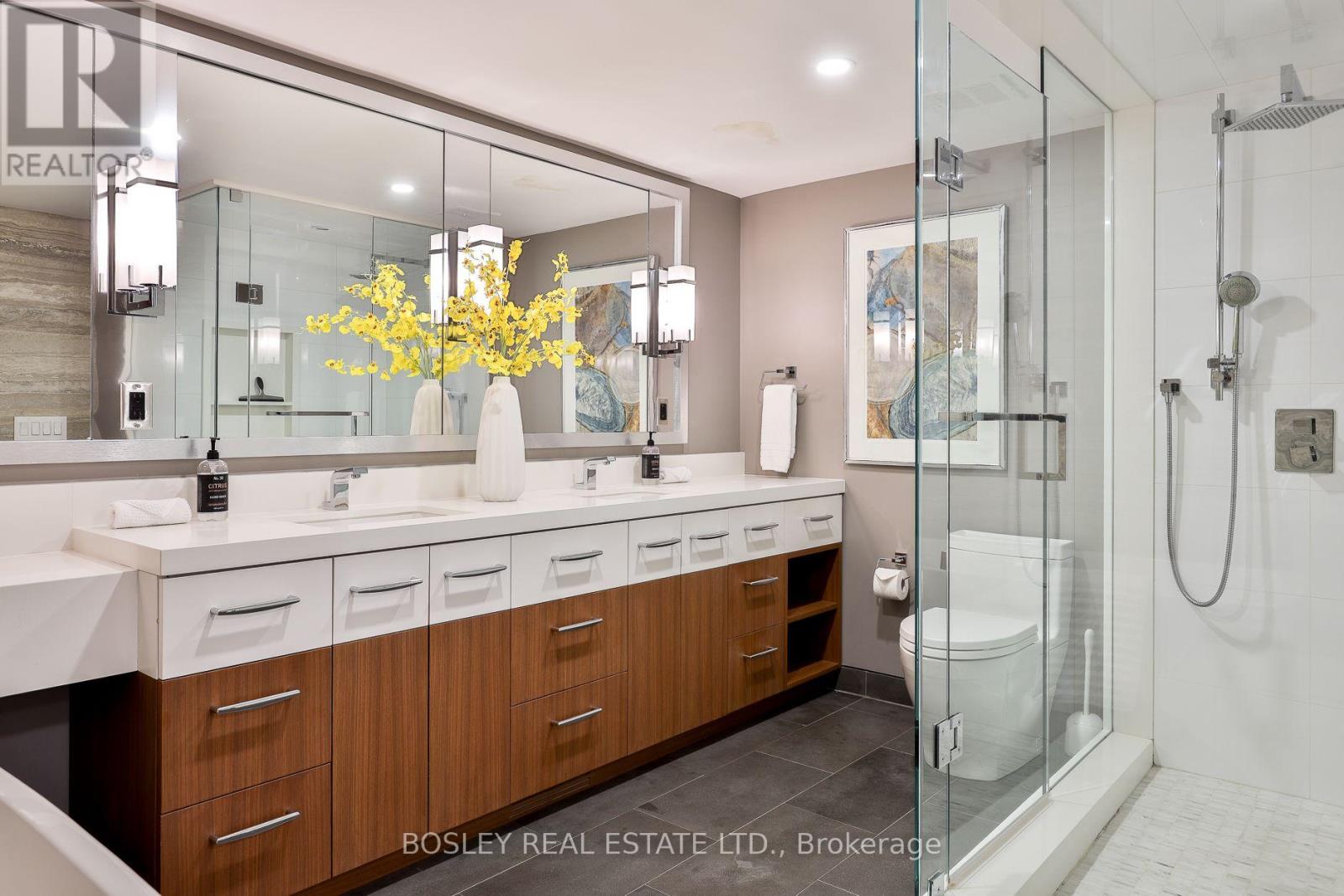 #107 40 OAKLANDS AVENUE - 26