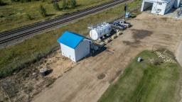 2  Railway Avenue N, Hay Lakes, AB T0B1W0 Photo 12