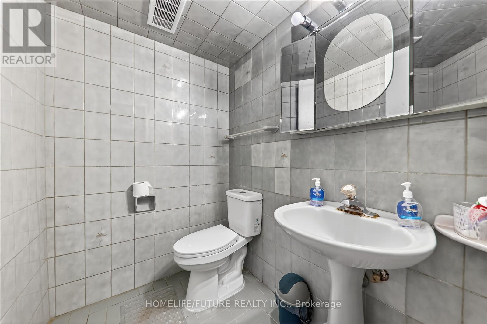 #705 180 MARKHAM ROAD - 28