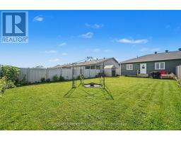 8 Rotterdam Way, South Dundas, ON K0C1X0 Photo 12