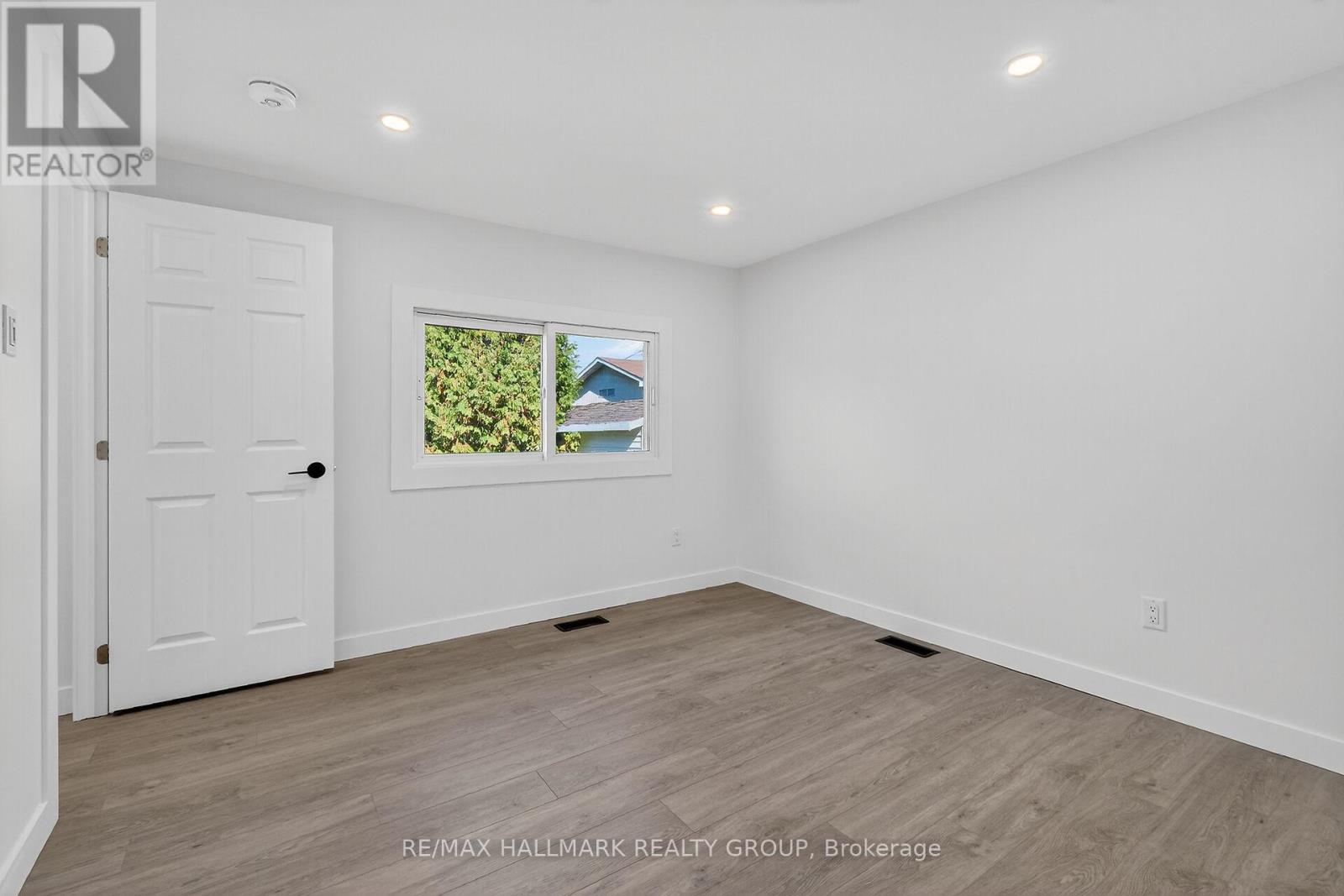 #68 3535 ST. JOSEPH BOULEVARD - 19