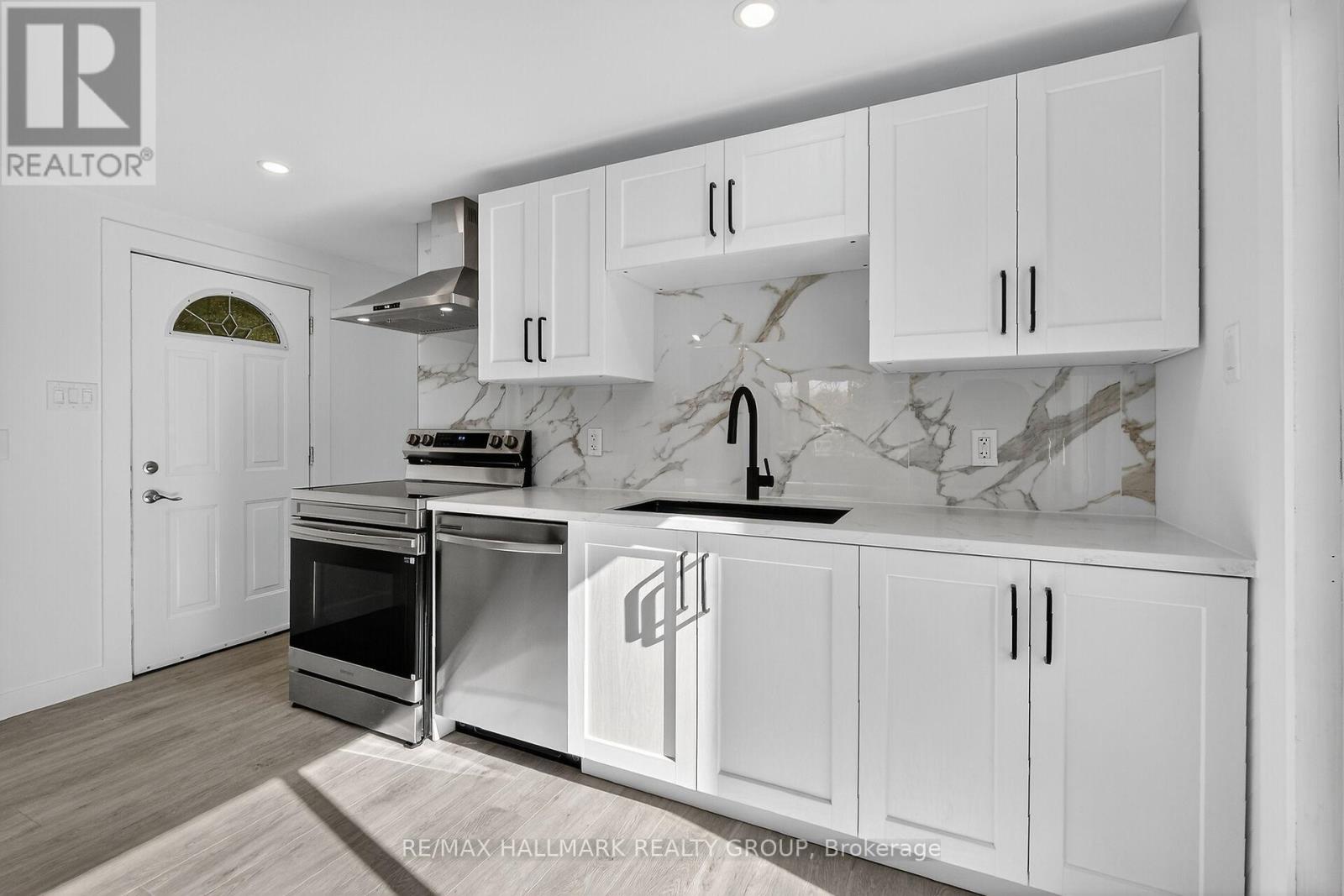 #68 3535 ST. JOSEPH BOULEVARD - 8
