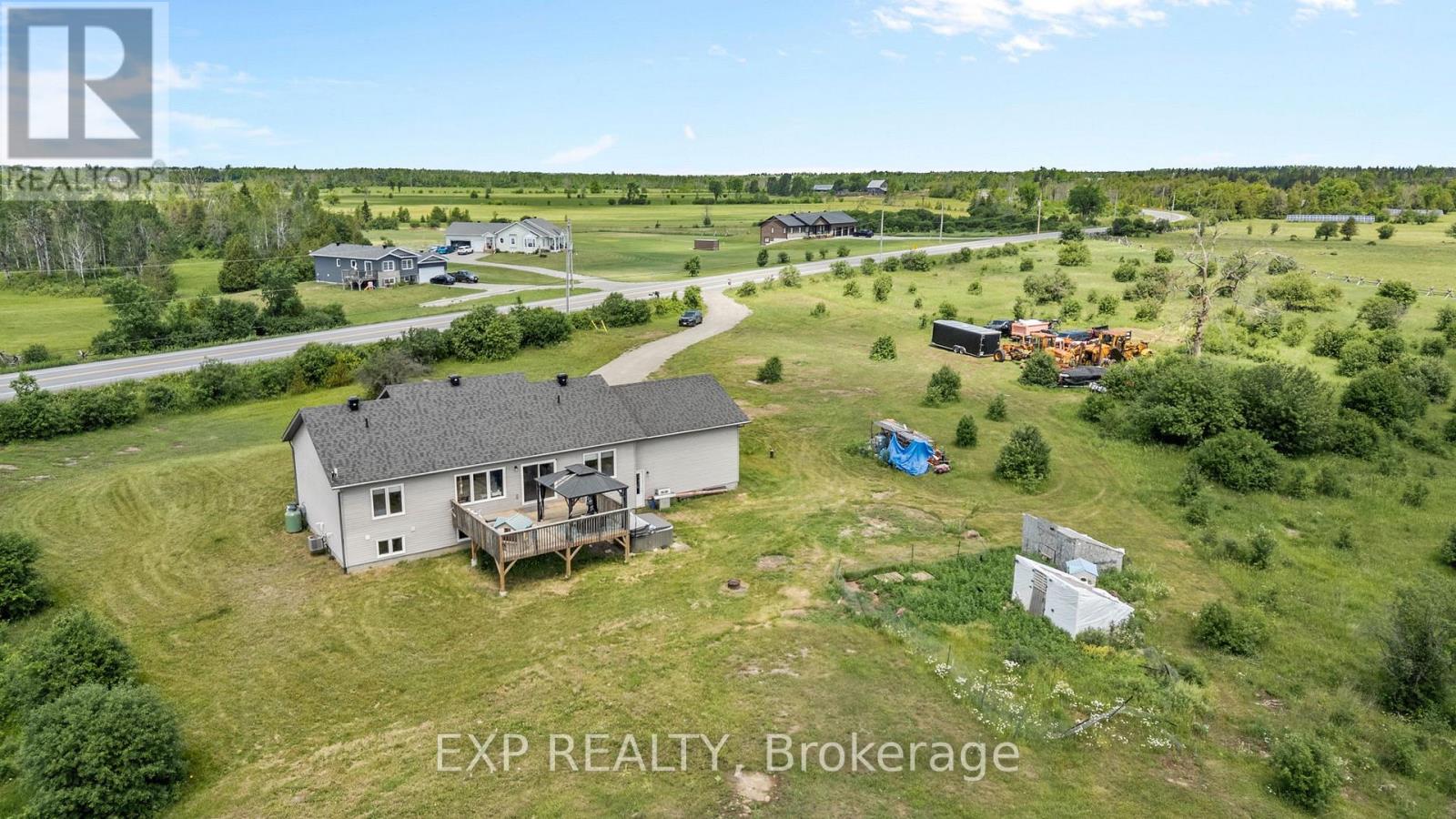 4153 ROGER STEVENS DRIVE - Image 35