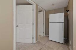 2  Railway Avenue N, Hay Lakes, AB T0B1W0 Photo 41