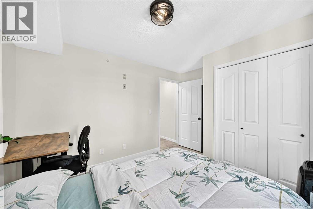 #411 4000 Somervale Court SW - 23