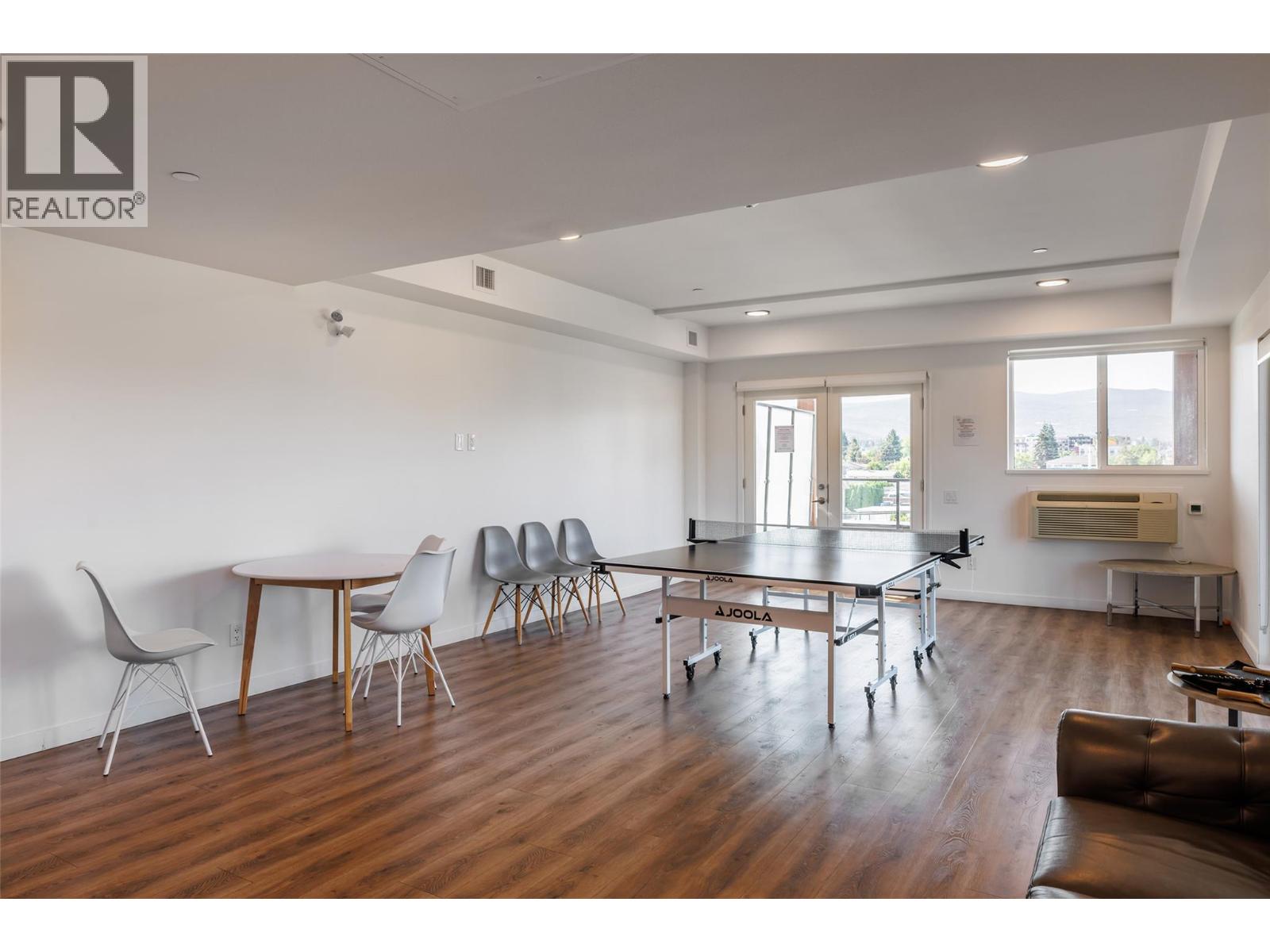 #204 615 Rutland Road - 24