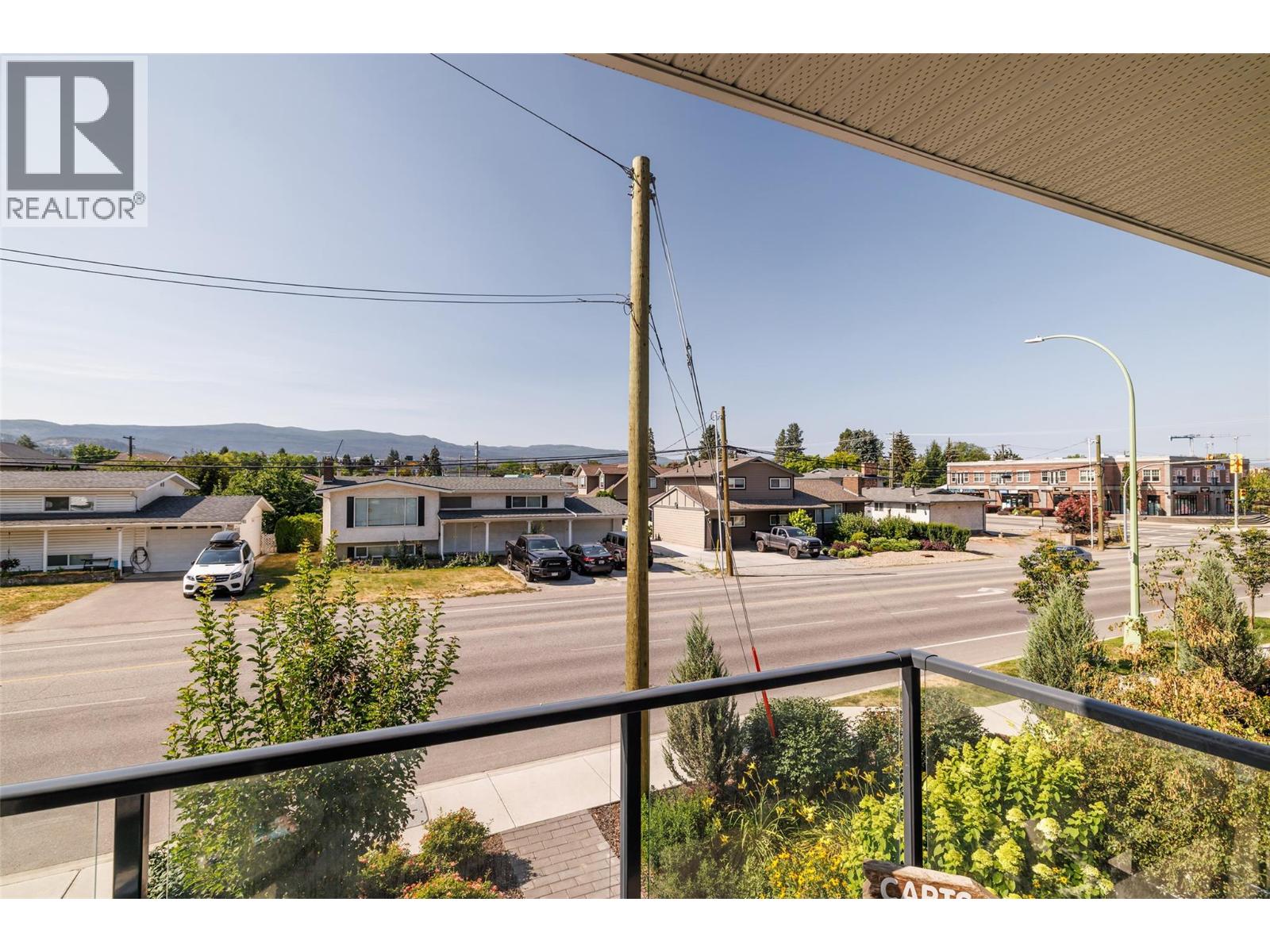 #204 615 Rutland Road - 23