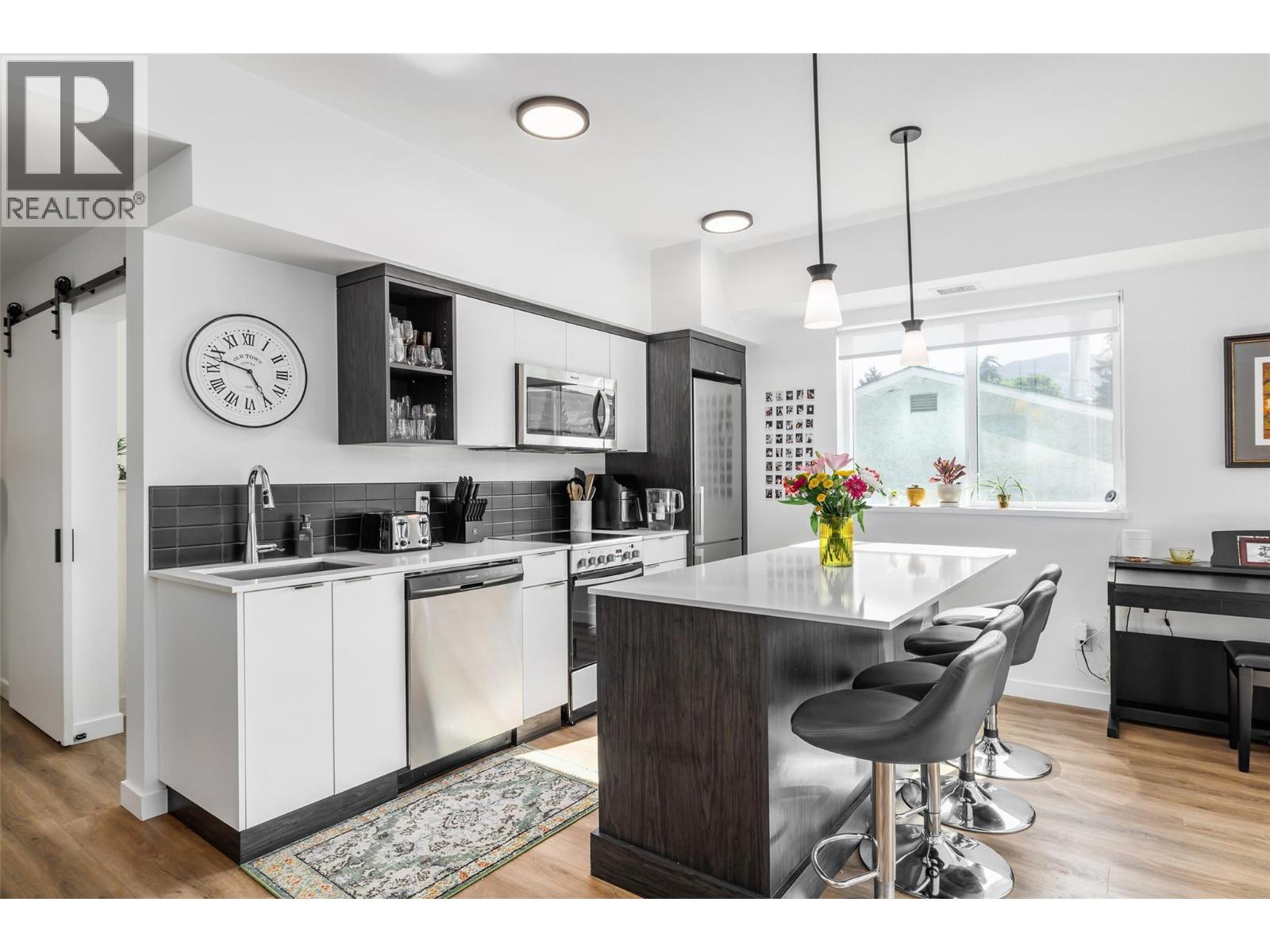 #204 615 Rutland Road - 6