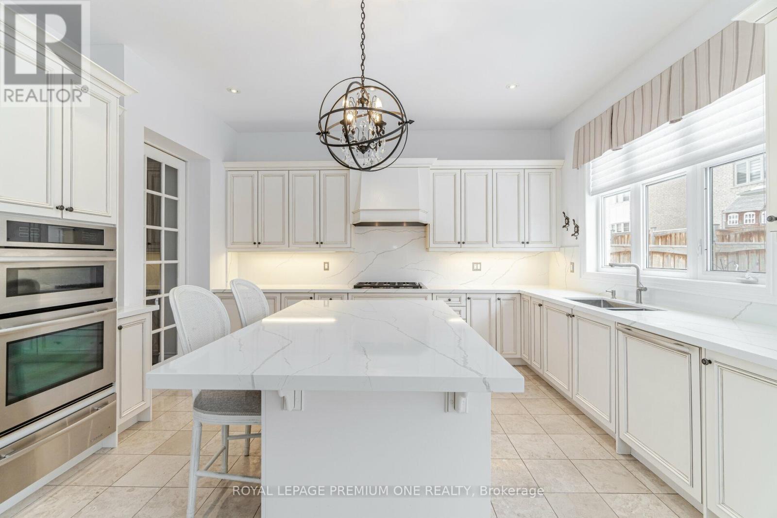 107 HEADWIND BOULEVARD - 19