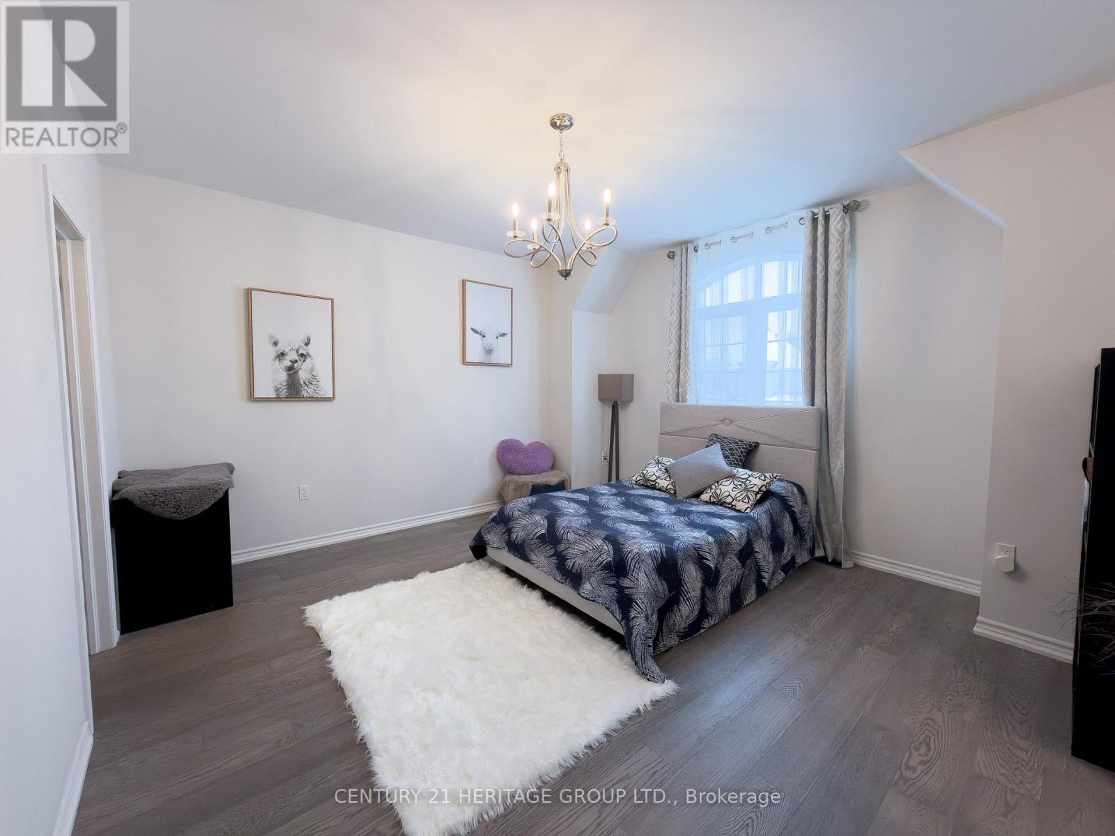 24 ALF NEELY WAY - 30