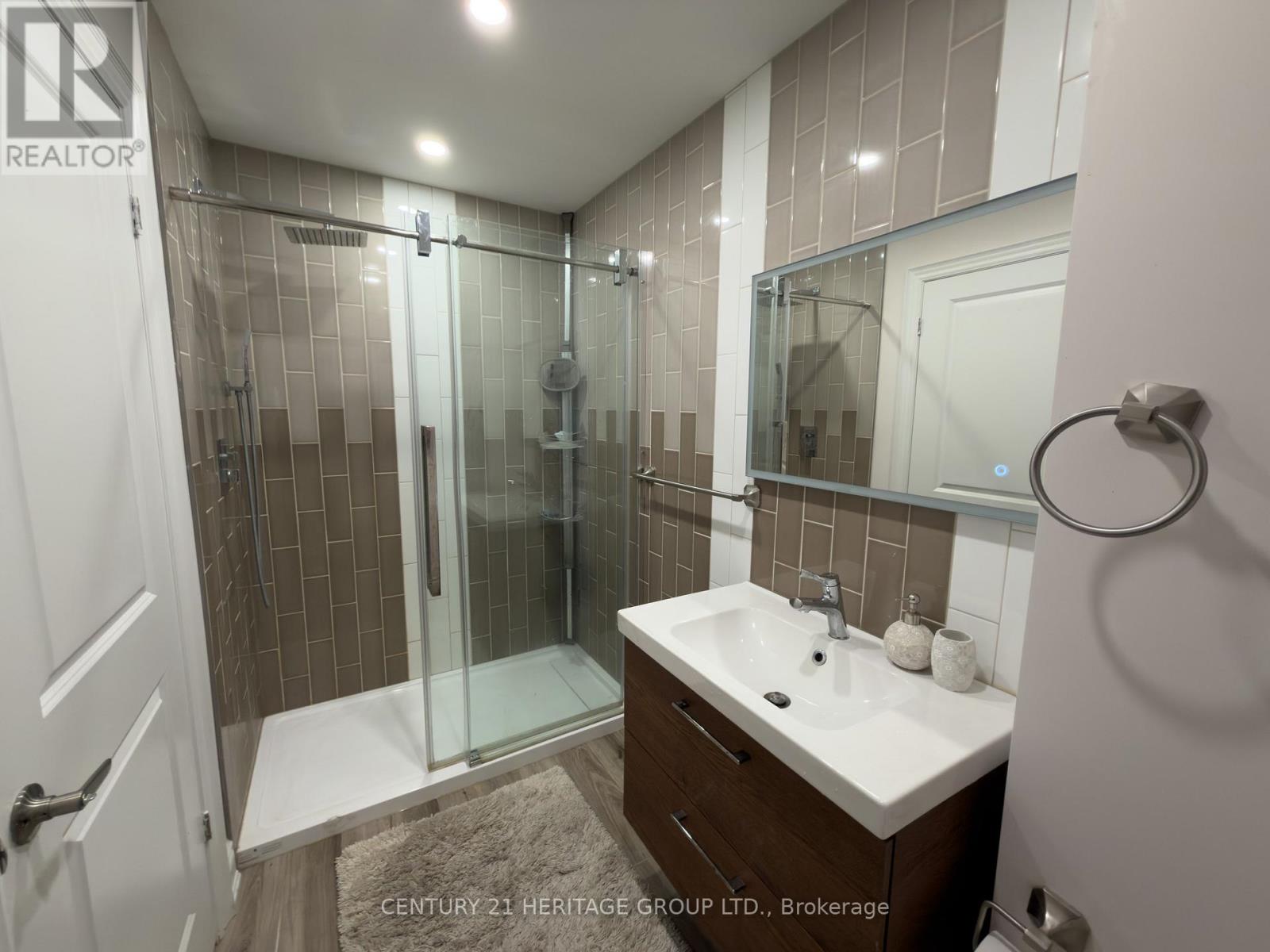 24 ALF NEELY WAY - 37