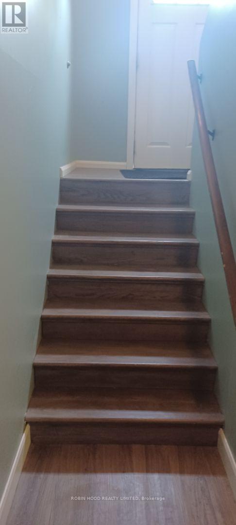 112 BORLAND STREET E - 14