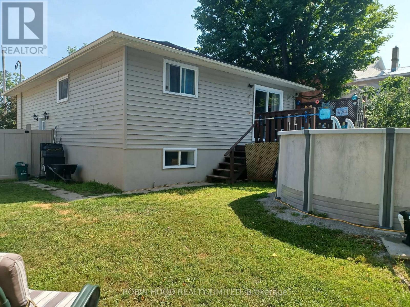 112 BORLAND STREET E - 29