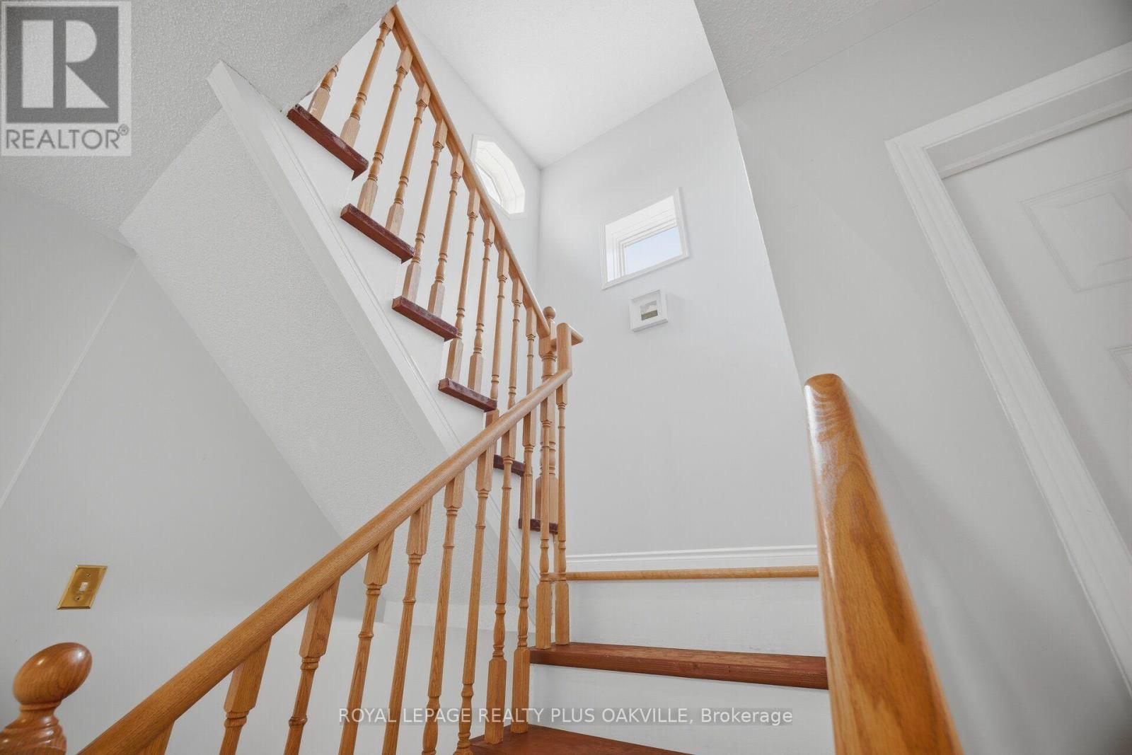 5882 CORNELL CRESCENT - 22