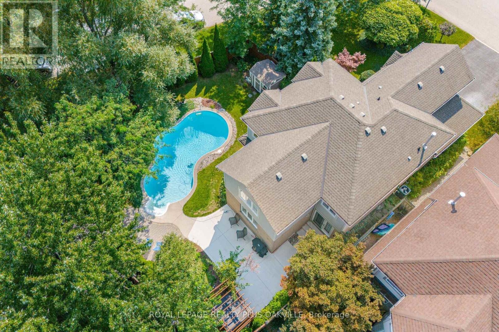 5882 CORNELL CRESCENT - 48