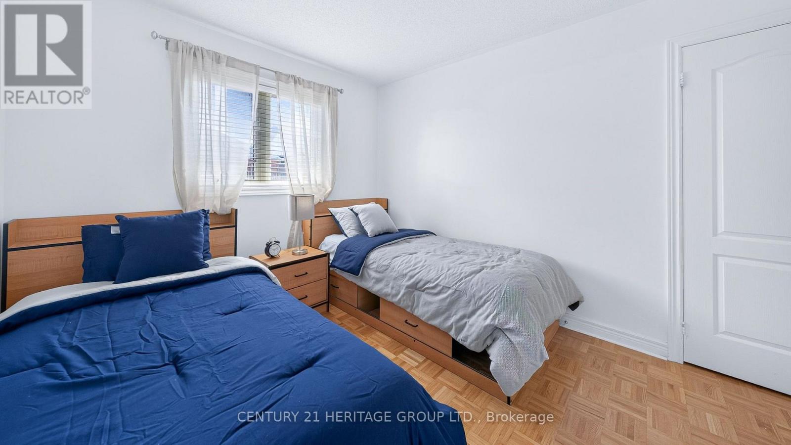 19 REYNOLDS AVENUE - 32