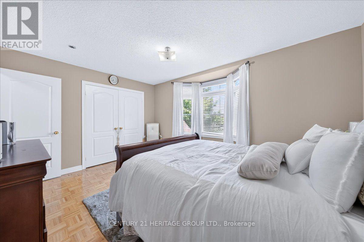 19 REYNOLDS AVENUE - 30