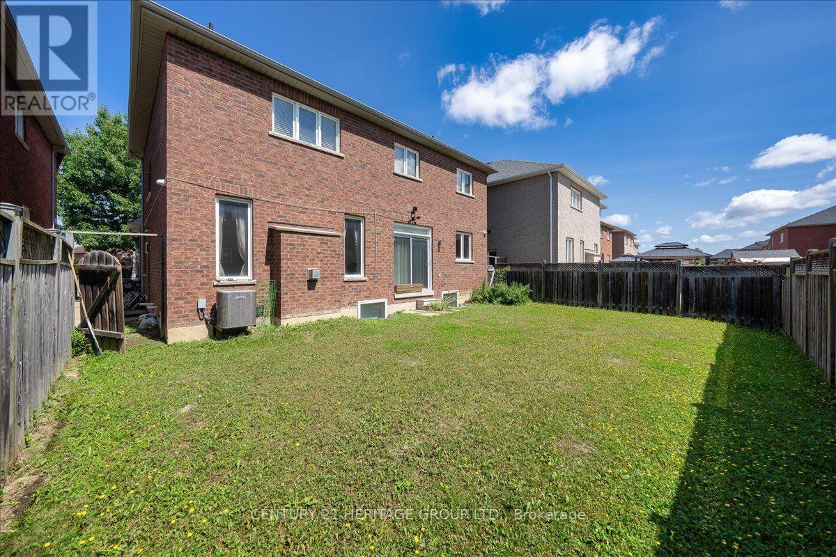 19 REYNOLDS AVENUE - 46