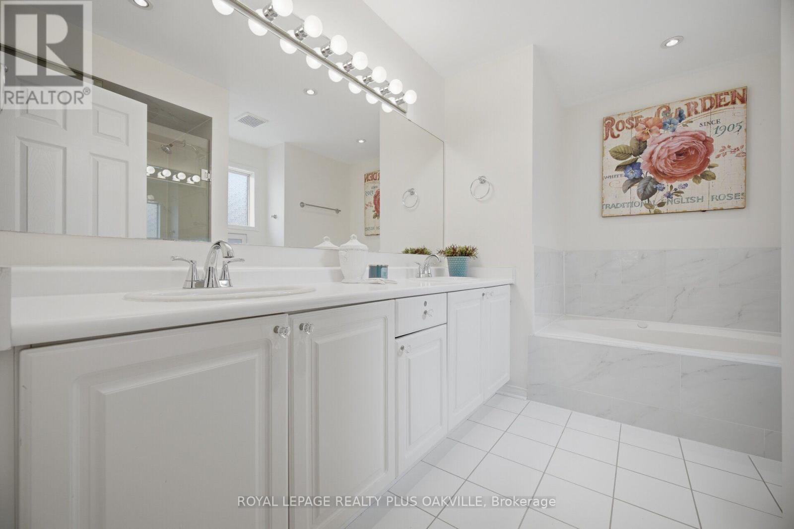 5882 CORNELL CRESCENT - 27