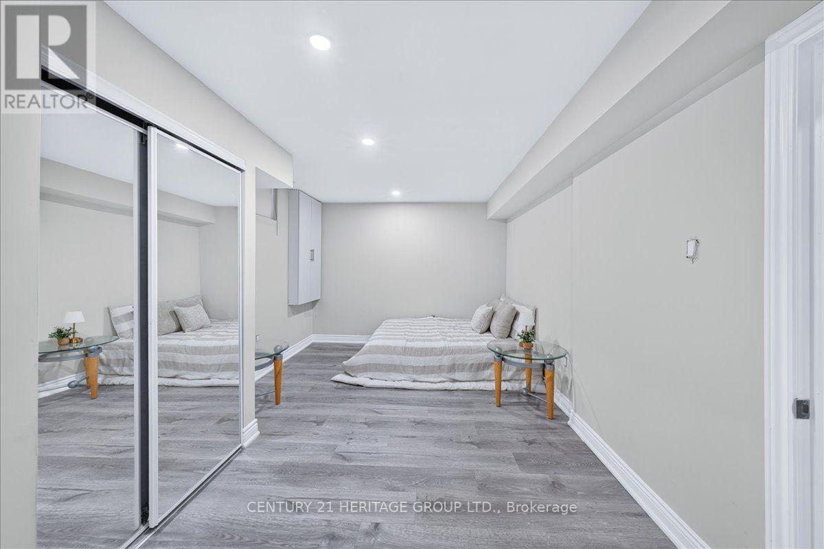 19 REYNOLDS AVENUE - 43