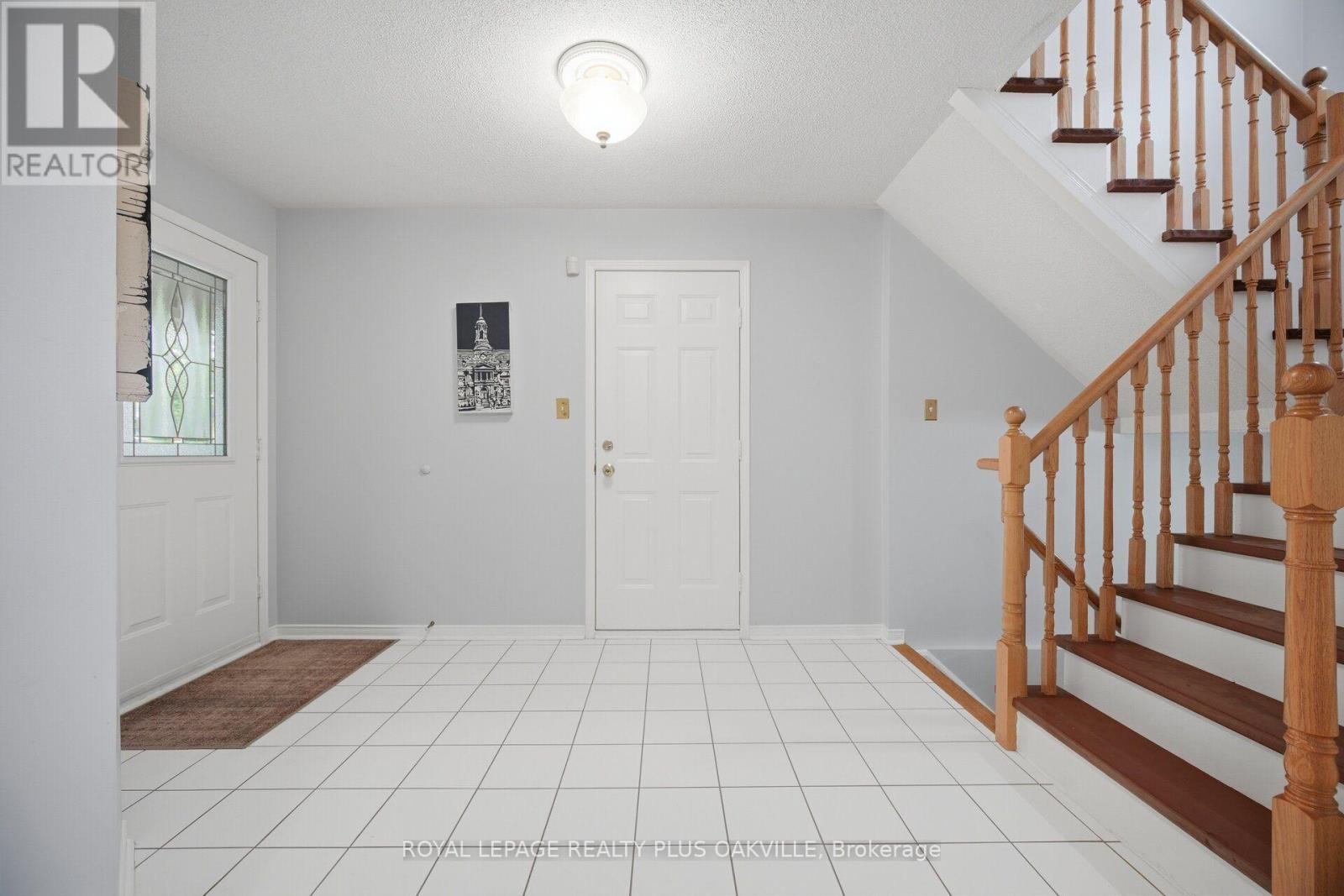 5882 CORNELL CRESCENT - 5