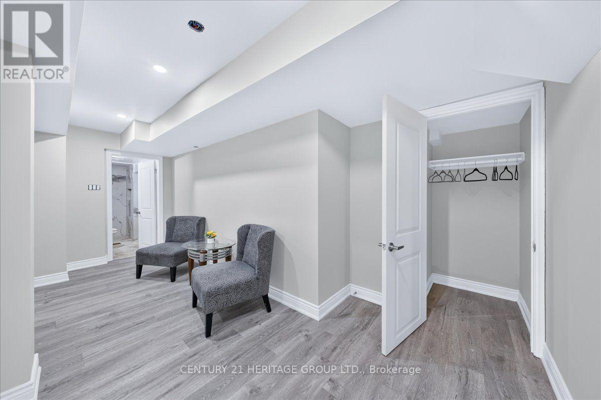19 REYNOLDS AVENUE - 34
