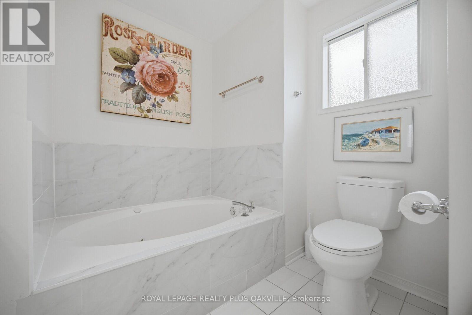 5882 CORNELL CRESCENT - 29
