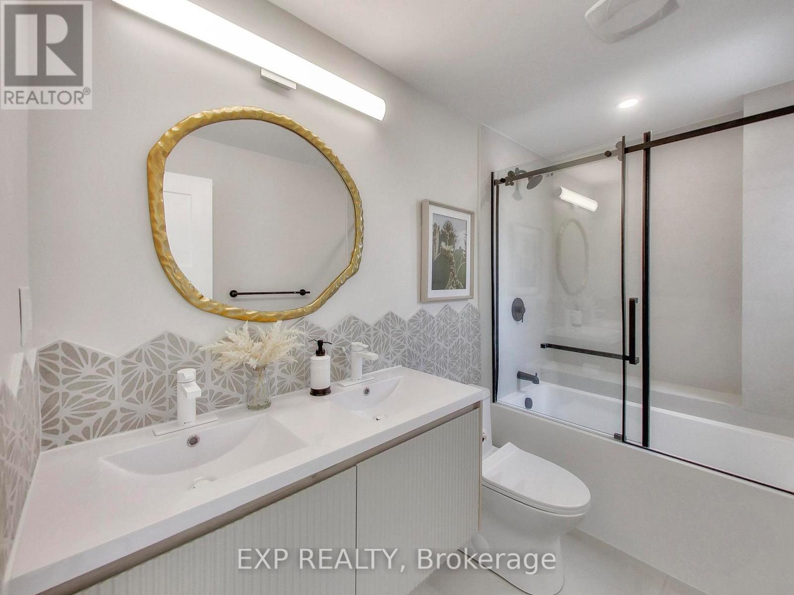 37 GILBERT AVENUE - 19