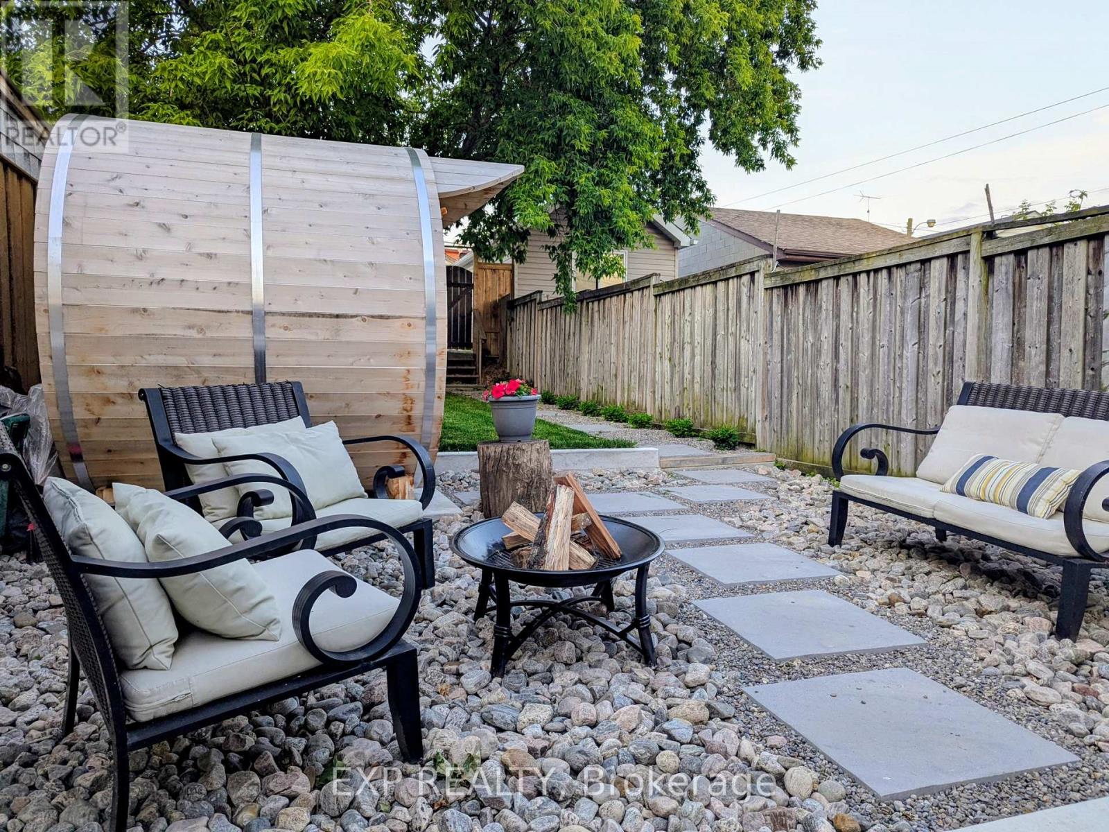 37 GILBERT AVENUE - 27
