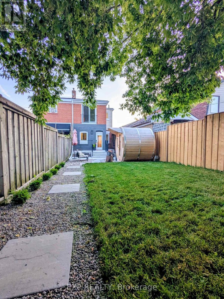 37 GILBERT AVENUE - 31