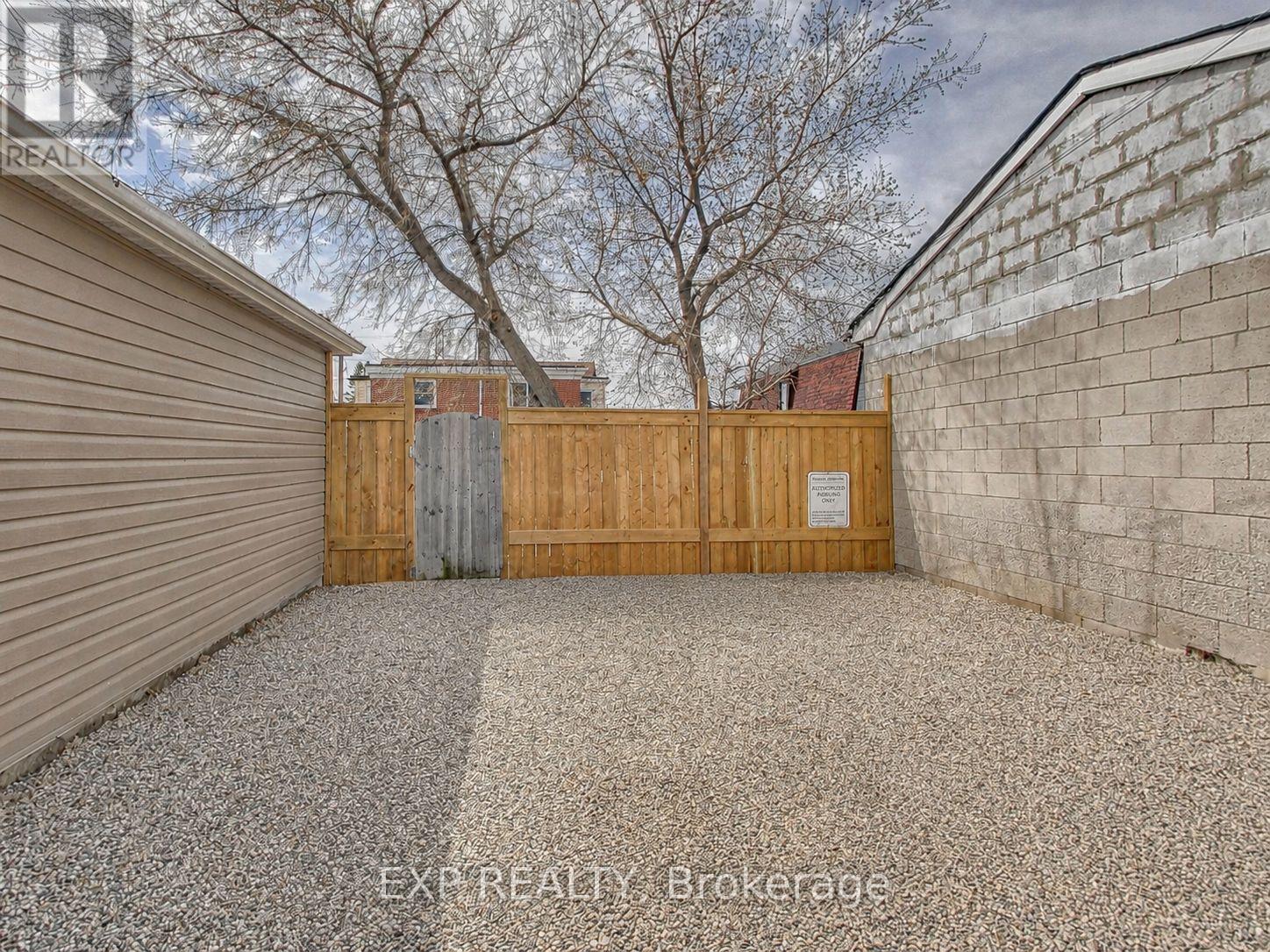 37 GILBERT AVENUE - 32