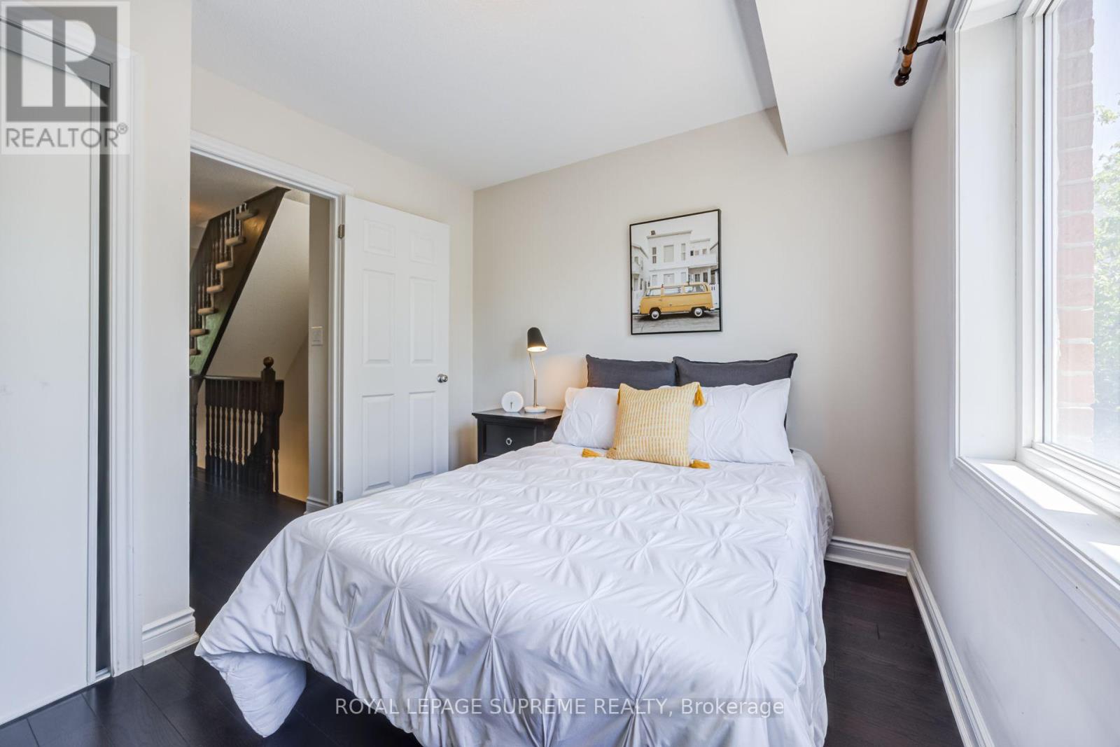 19B HOBDEN PLACE - 14