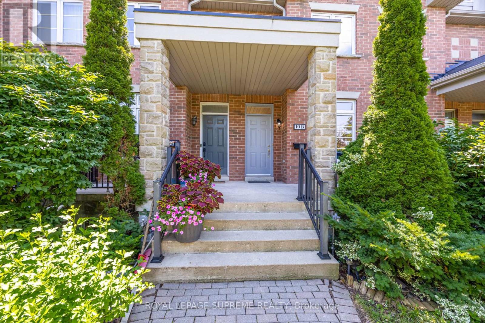 19B HOBDEN PLACE - 2