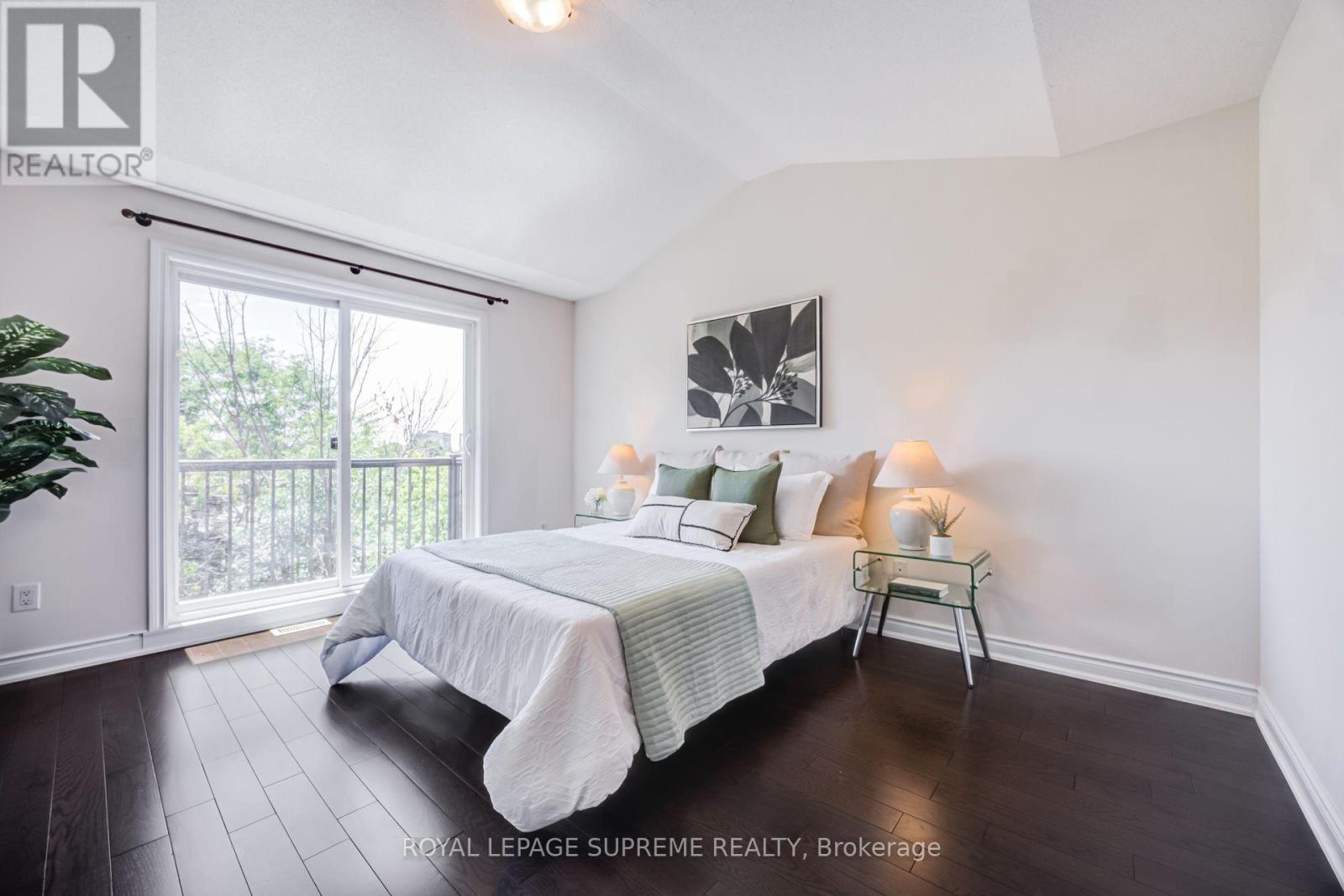 19B HOBDEN PLACE - 20