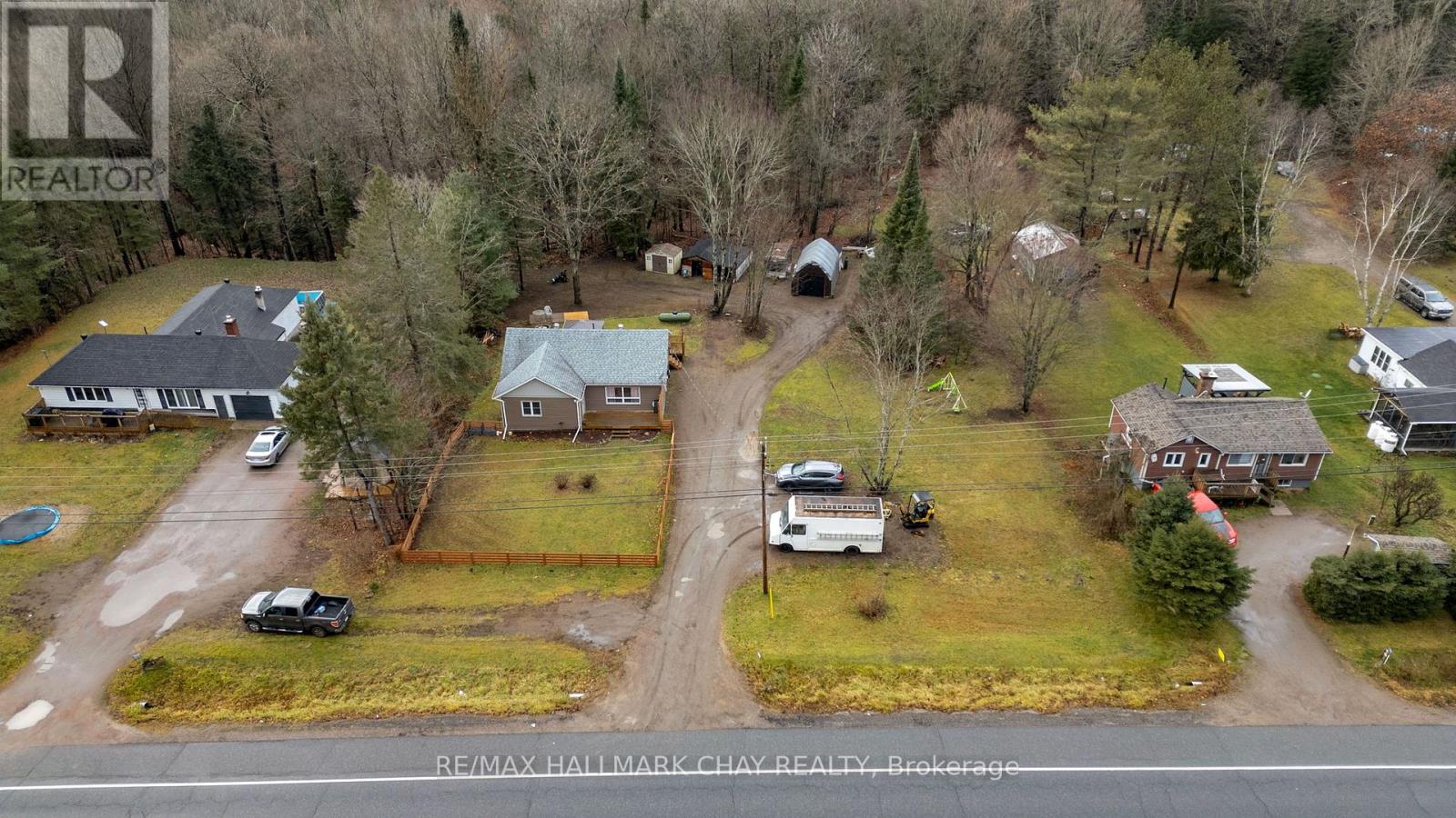 13045 HIGHWAY 35 HIGHWAY - 33
