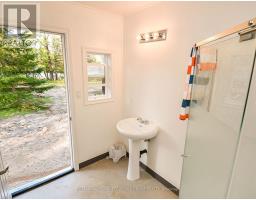 8863 Highway 17 E, Calvin, ON P0H2E0 Photo 14