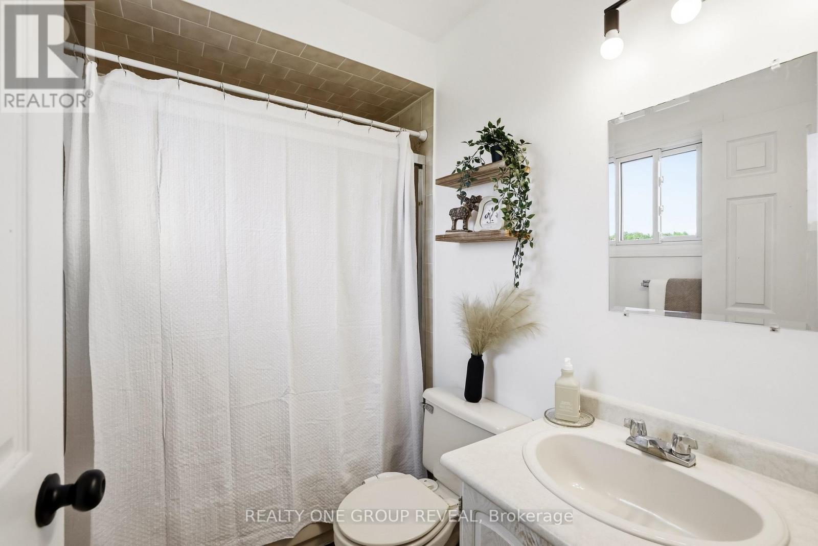 2 MANCINI DR DRIVE - 31
