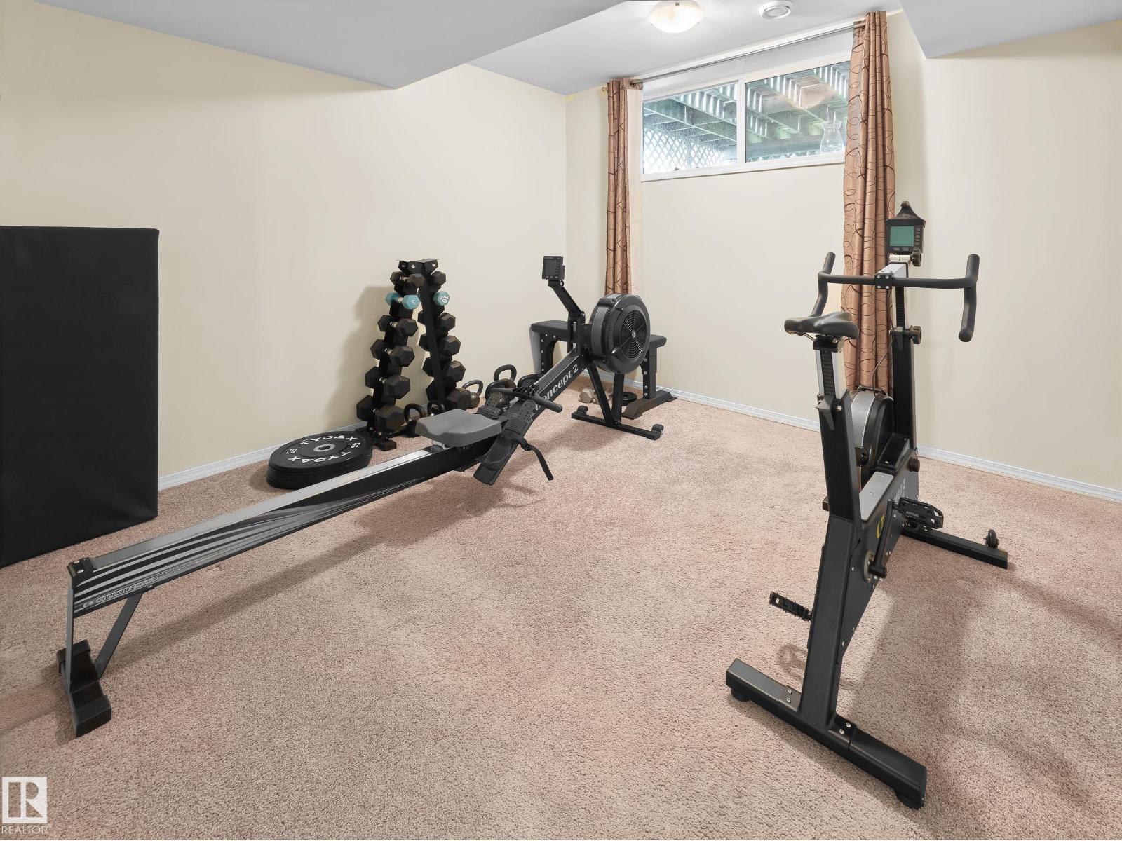 9717 143 ST NW - 24