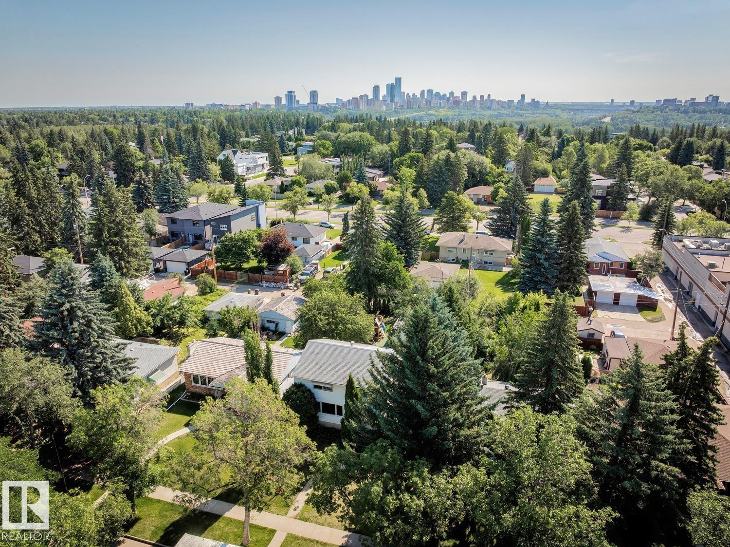 9717 143 ST NW - 46