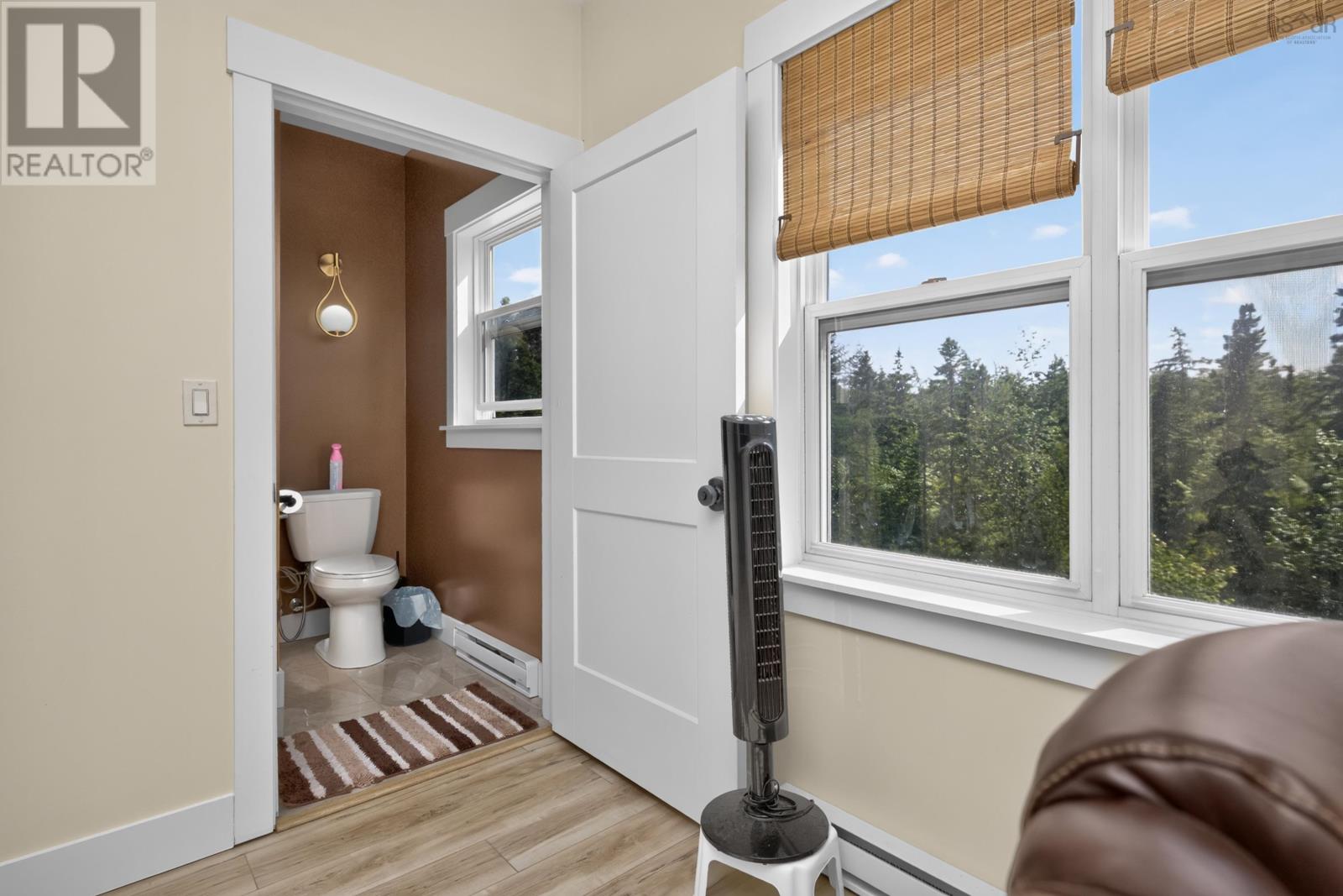 819 Bissett Road - 22