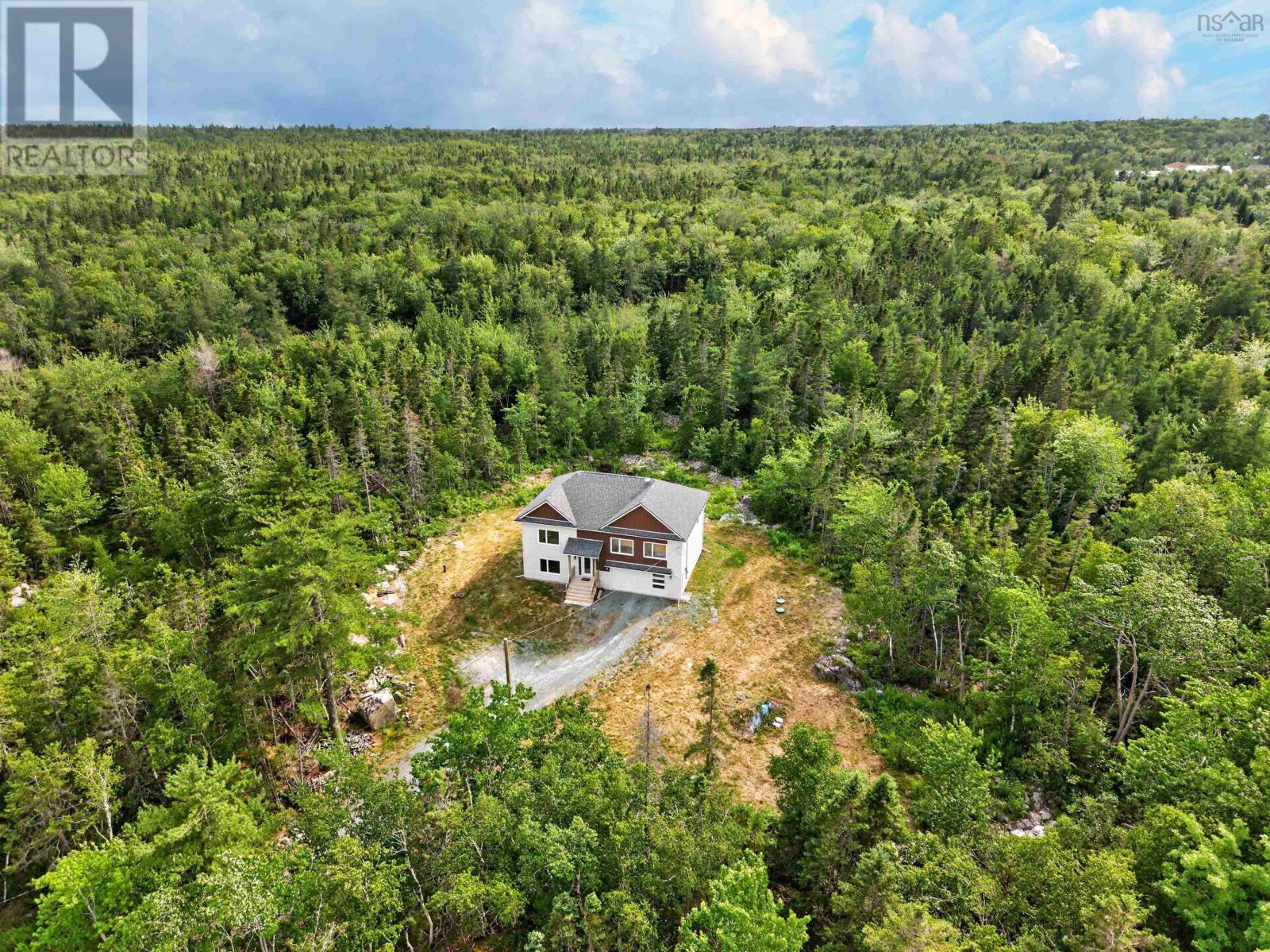 819 Bissett Road - 42